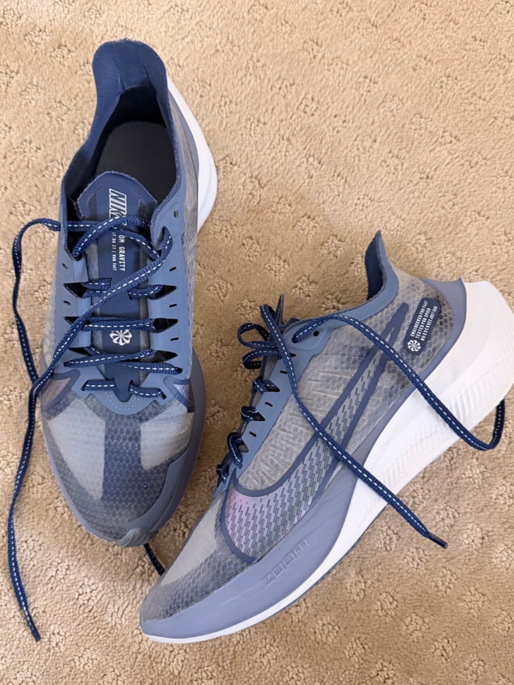 Nike Women’s Zoom Gravity Running Shoes 8 Purple/Gray